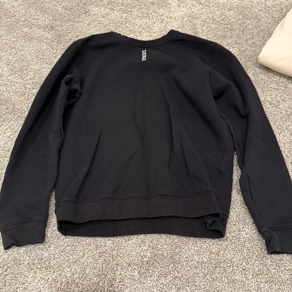 Lounge Women's Black Crewneck Jumper